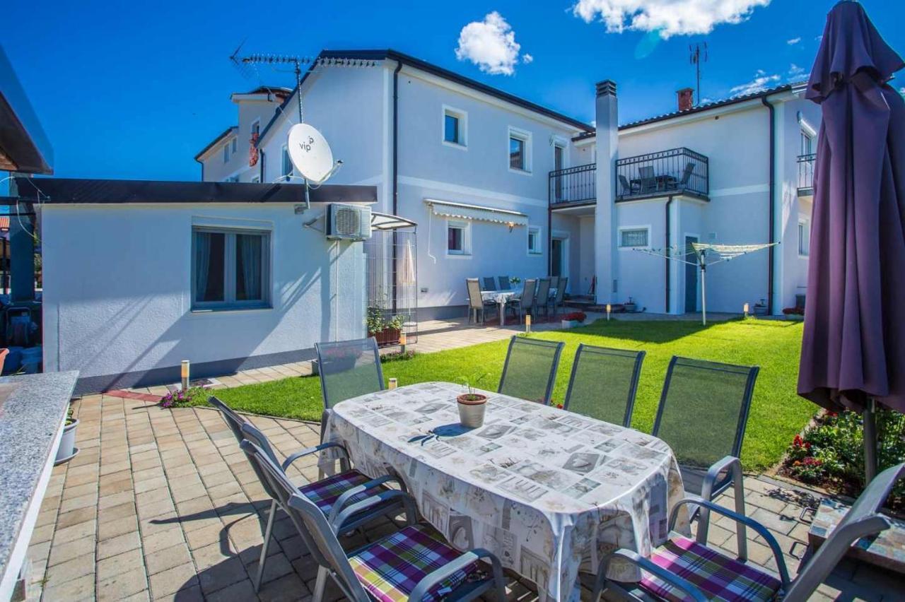 App Rosi Lägenhet Poreč Exteriör bild