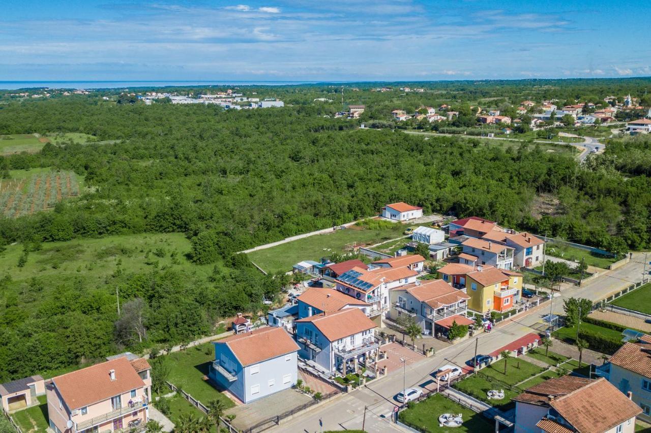 App Rosi Lägenhet Poreč Exteriör bild